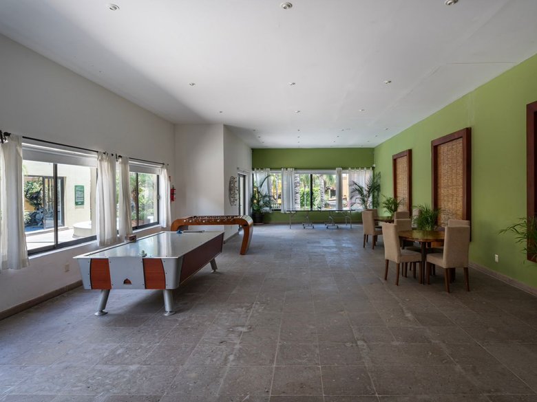 El Secreto Upper Floor Condo — 30 photos