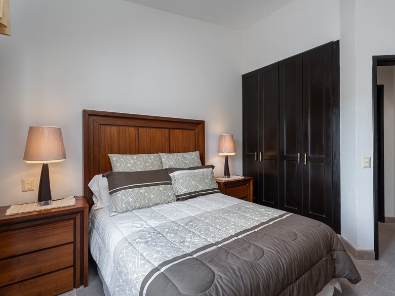 El Secreto Upper Floor Condo — 10 photos