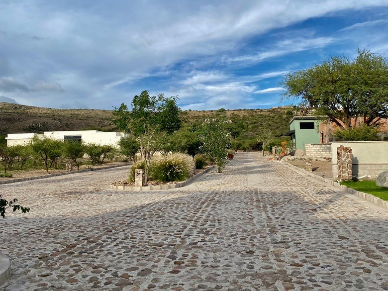 Lote en venta solo 10 minutos de SMA! — 6 fotos