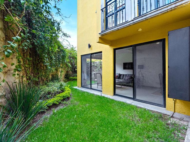Casa Mirenchu — 12 photos