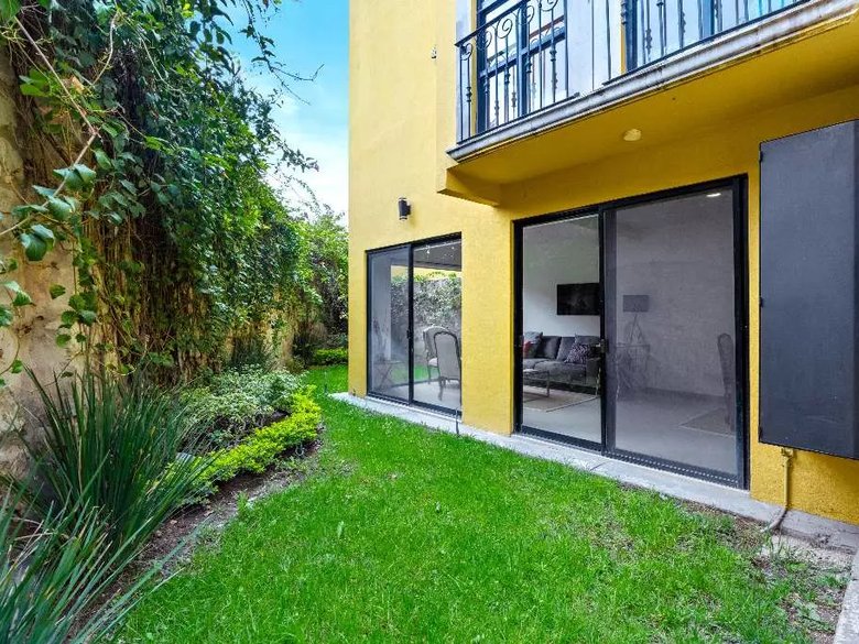 Casa Mirenchu — 17 photos