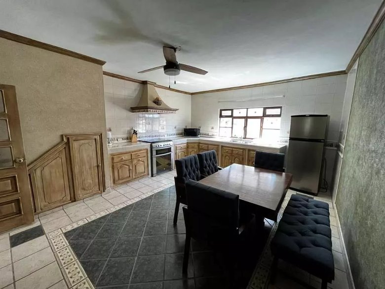 RIVERA HOUSE — 20 photos