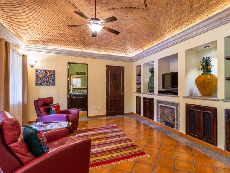 Casa Mirador — 5 photos