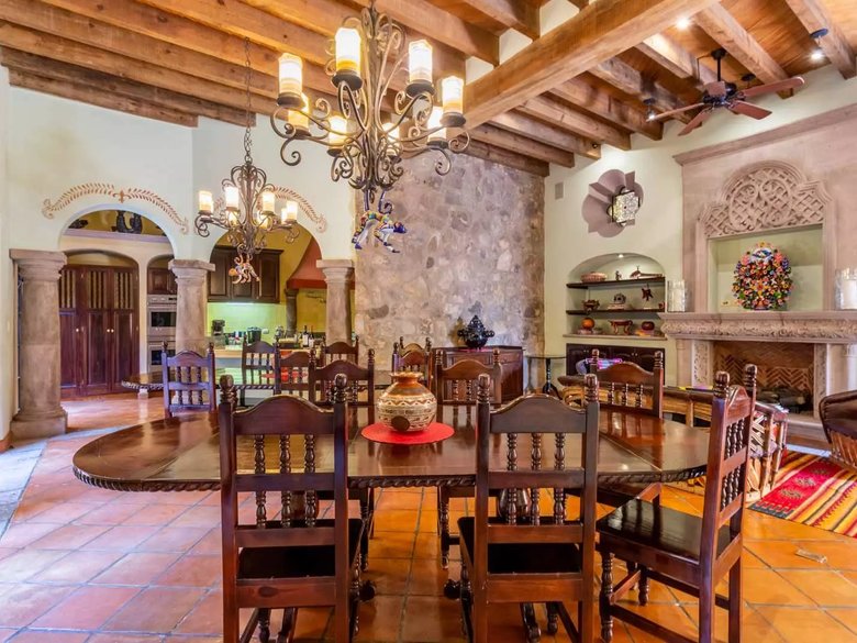 Casa Mirador — 24 photos