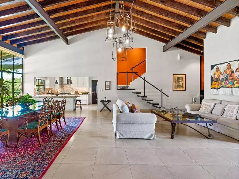 Casa Presita — 28 photos