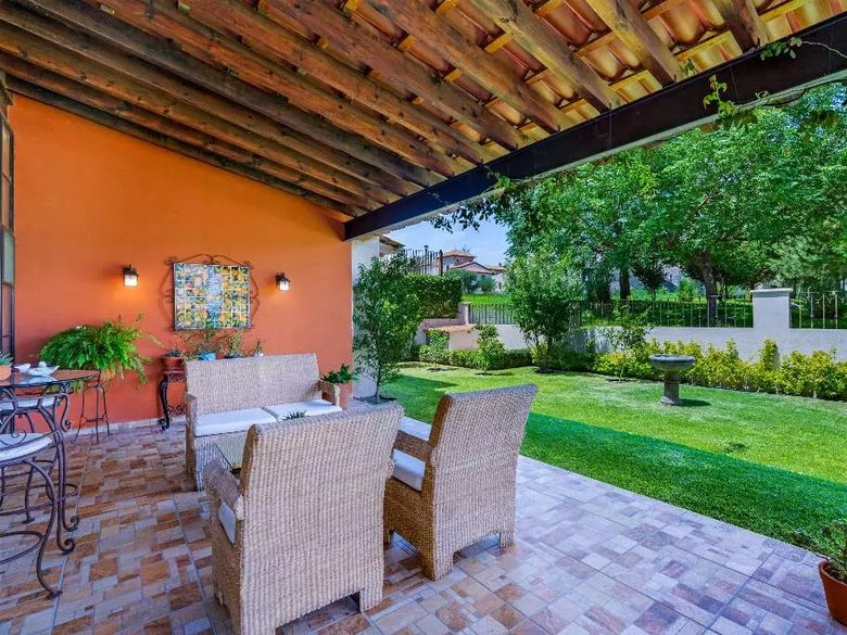 Casa Presita — 23 photos