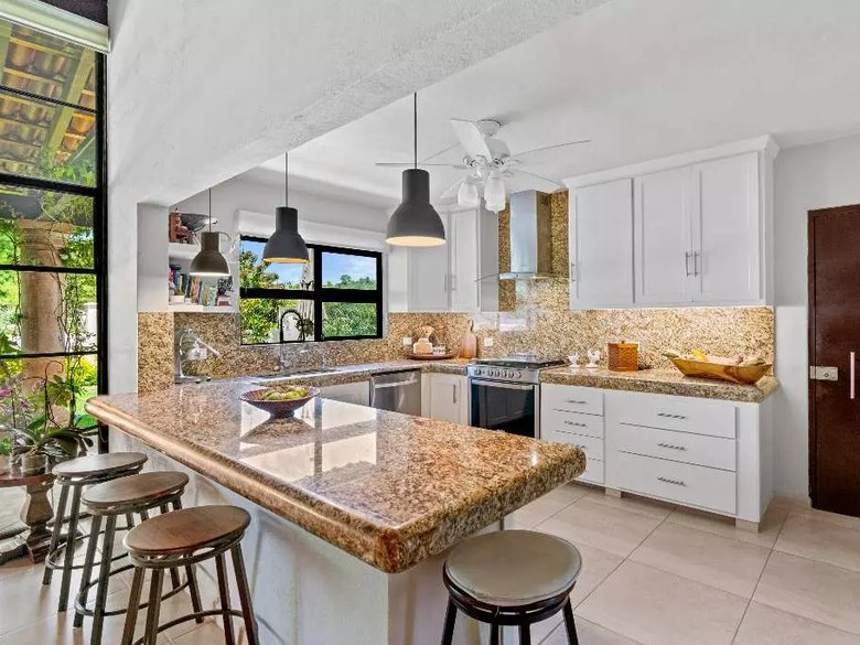 Casa Presita — 32 photos