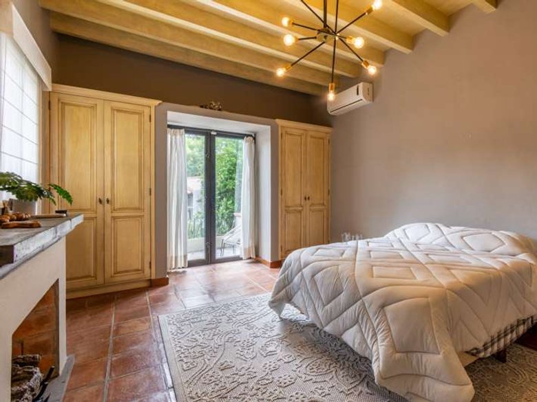 Casa Pacifica — 11 photos