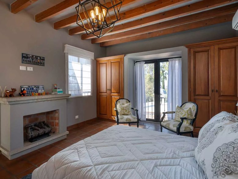 Casa Pacifica — 39 photos