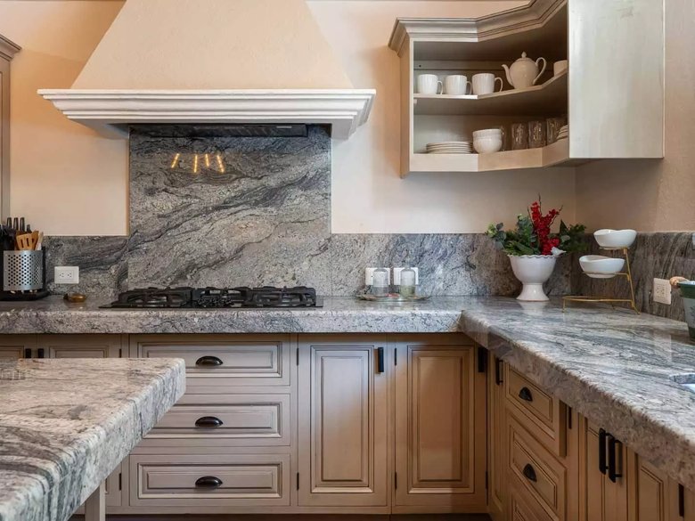Casa Pacifica — 29 photos