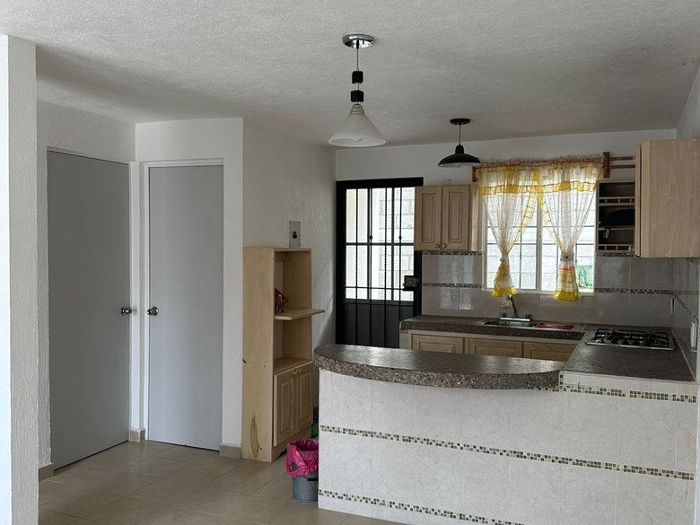 Isabel House — 3 photos