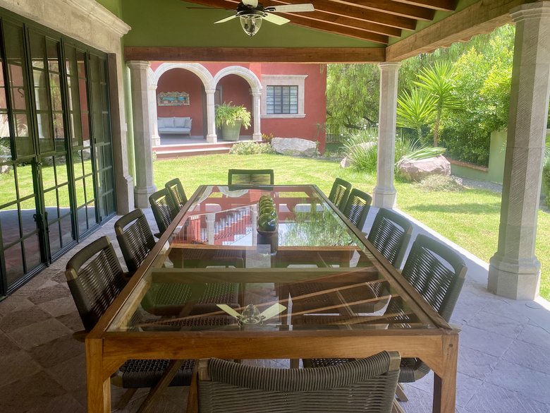 Unique property in the ideal location of Ojo de Agua , offering the perfect balance between modern — 30 photos