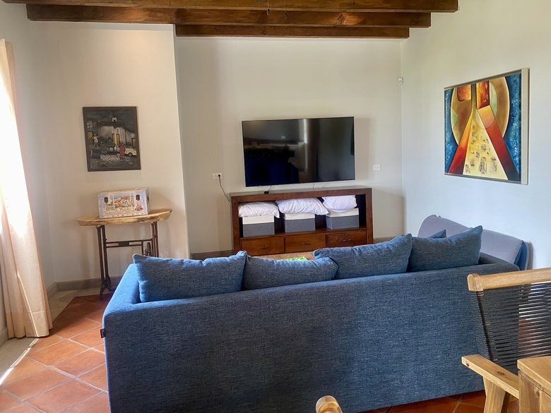 Unique property in the ideal location of Ojo de Agua , offering the perfect balance between modern — 53 photos
