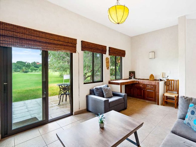 Casa Luces — 9 photos