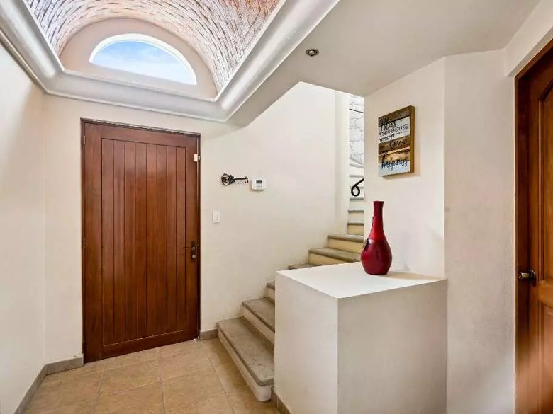 Casa Luces — 25 photos