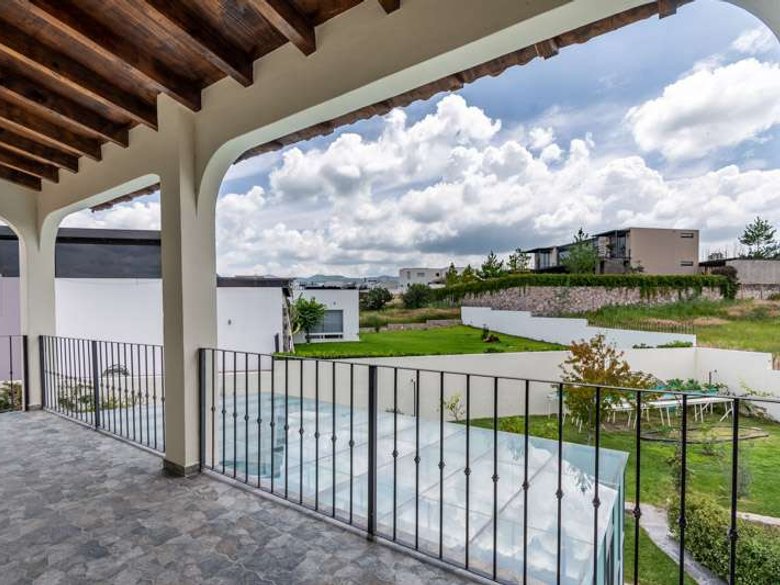 Villa Francois — 13 photos