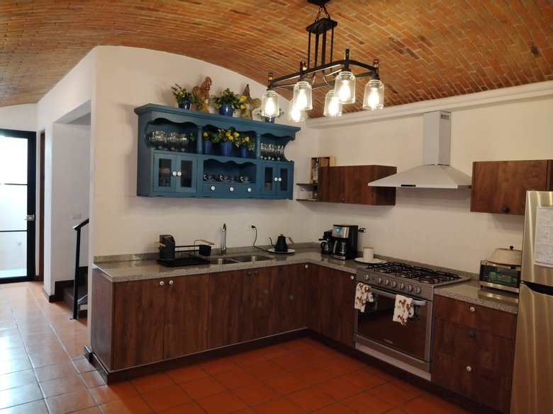 Casa Cavallini: AVAILABLE Sep 2026 / NOT AVAILABLE Oct 2026 through May 2027 — 4 photos