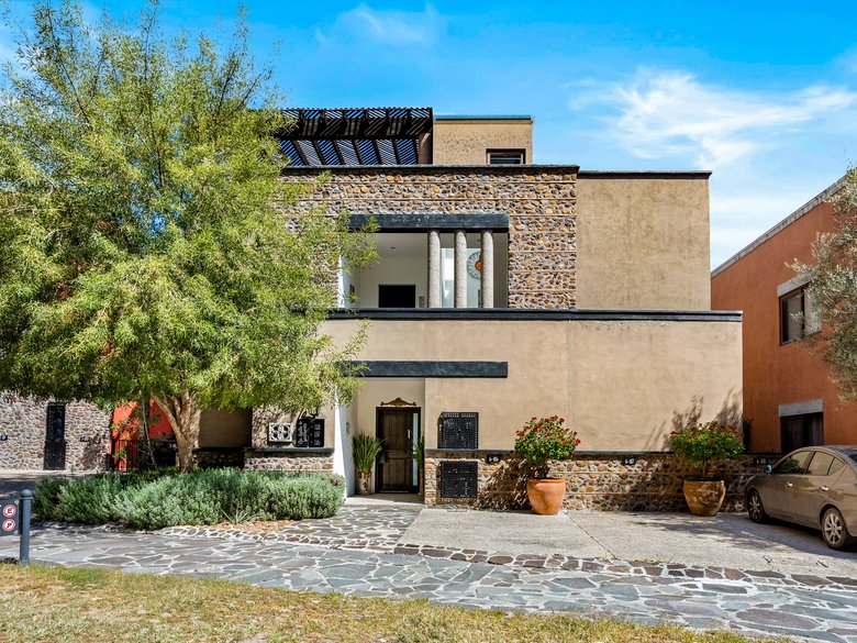 Villa del Arbol -  NOT AVAILABLE  — 3 photos