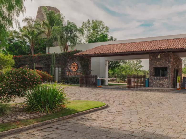 Milagros 6 Club de Golf Ventanas — 33 photos