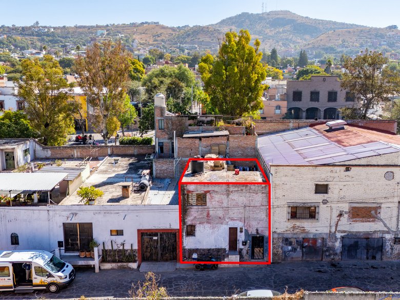 FIXER UPPER NEAR TO CENTRO!! GREAT OPPORTUNITY — 1 photos