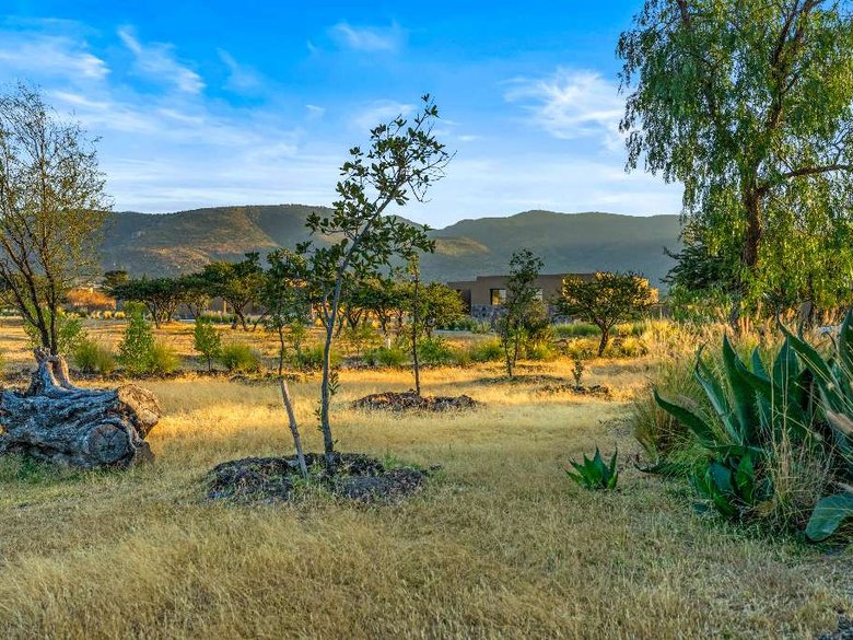 Lot 14 La Providencia — 12 photos