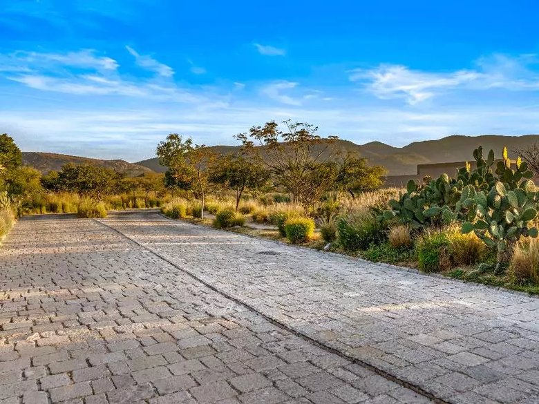 Lot 14 La Providencia — 11 photos