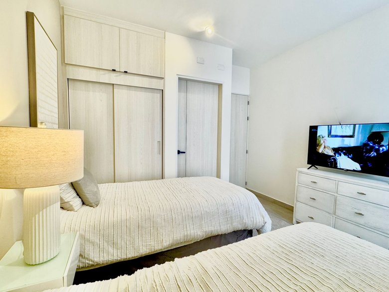 Luxury Apartment in Barrio Santo – Experience Elegance and Comfort — 10 photos