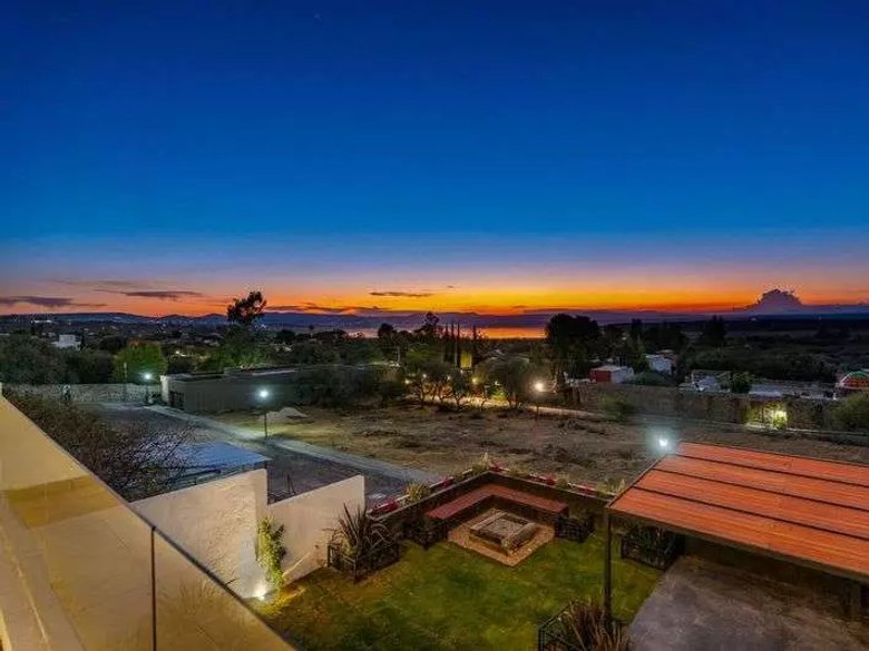 Casa de La Vista — 26 photos