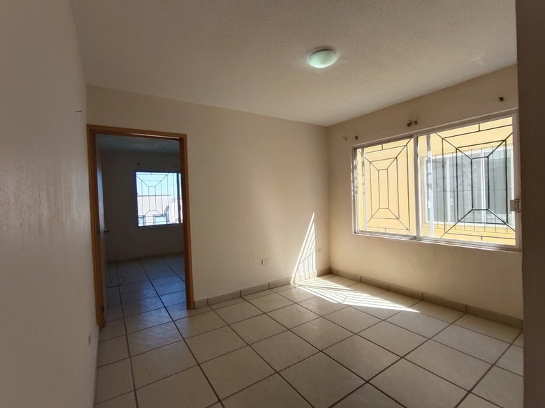 Casa del Llano 64 / NOT AVAILABLE — 10 photos