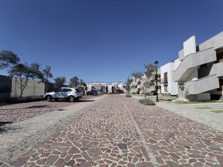 Apartment in Lantana, Zirandaro — 17 photos