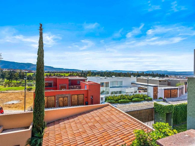 Casa Sirena — 18 photos
