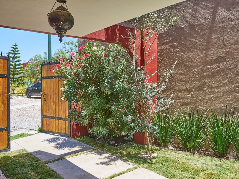 Casa Tenerias — 3 photos