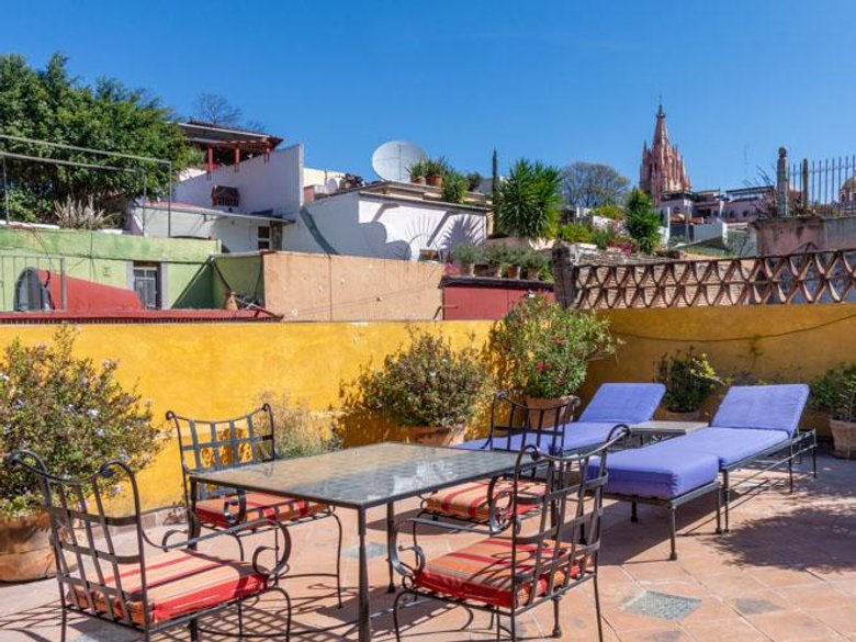 Casa Pinerolo — 23 photos