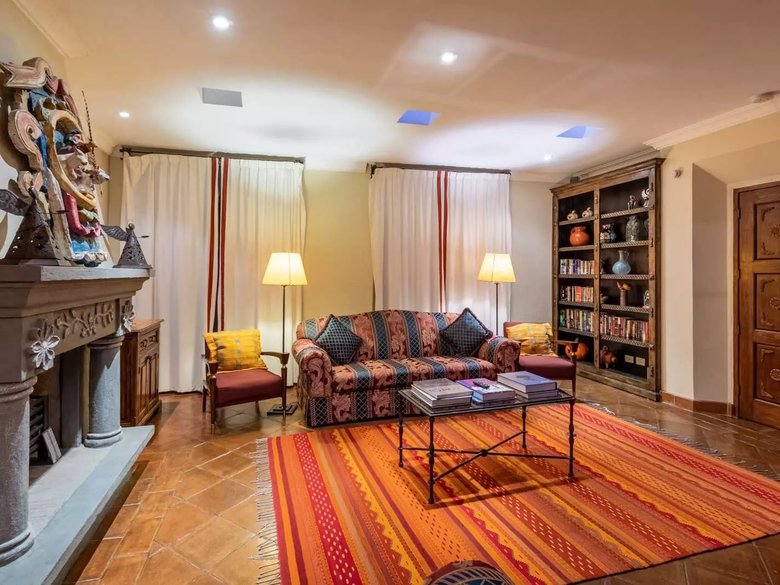 Casa Pinerolo — 33 photos