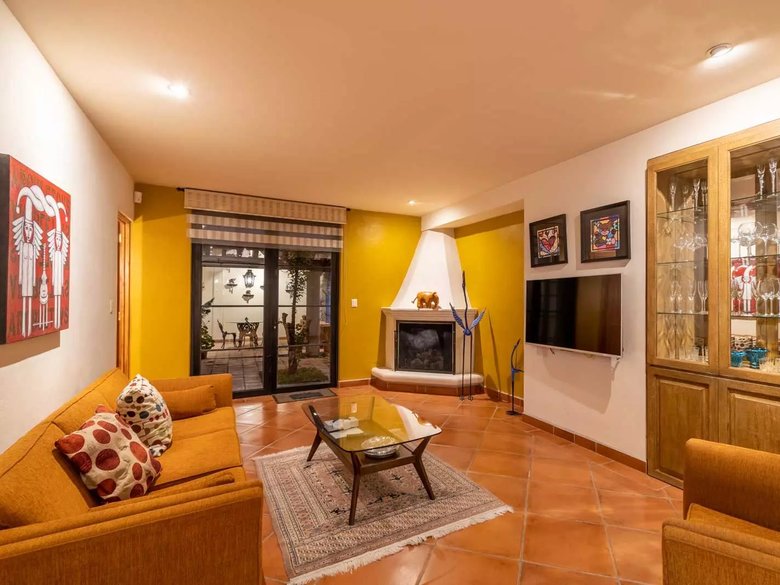 Casa Elefantes — 45 photos