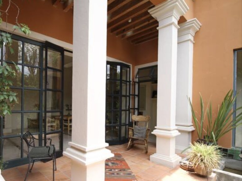 Casa Carol beautiful home , perfect location 4 blocks from the main square  — 3 photos