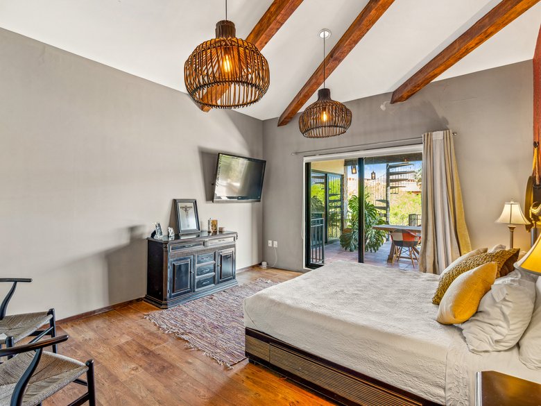Perfect family home for sale — 23 photos