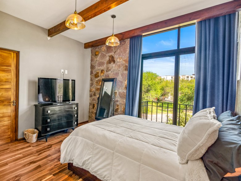 Perfect family home for sale — 33 photos