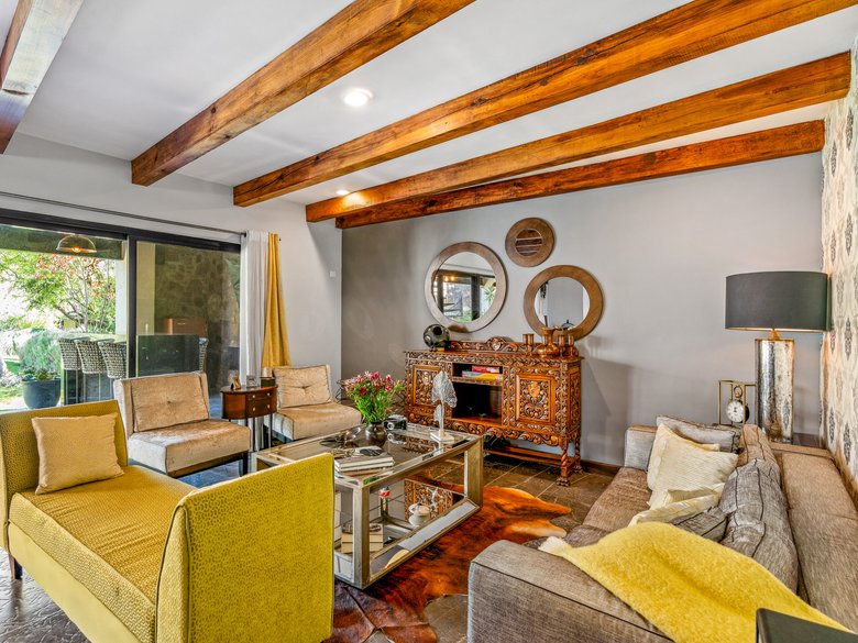 Perfect family home for sale — 10 photos