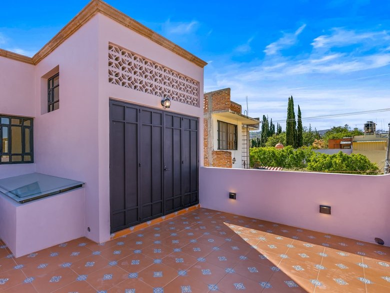 Casa del Farolito — 23 photos