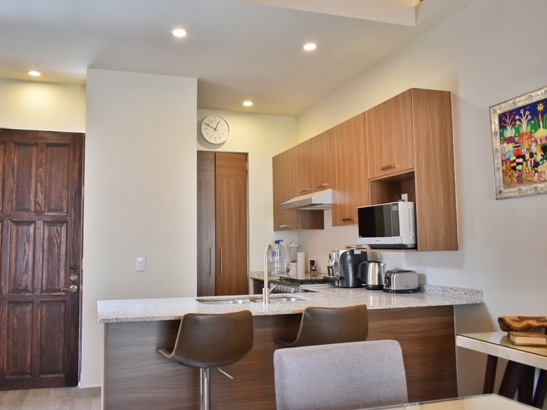 Casita Bella AVAILABLE for a Long Term — 8 photos