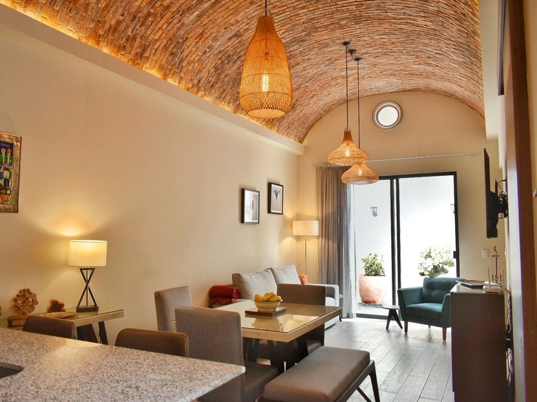 Casita Bella AVAILABLE for a Long Term — 2 photos