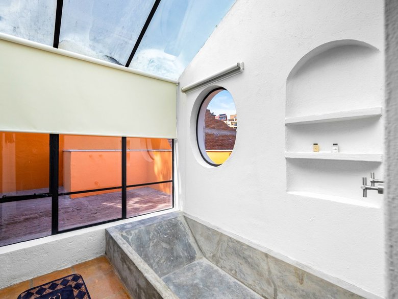 Multi-Level Home for Rent – Ideal for Vacation Rental or Subleasing in Santo Domingo — 28 photos