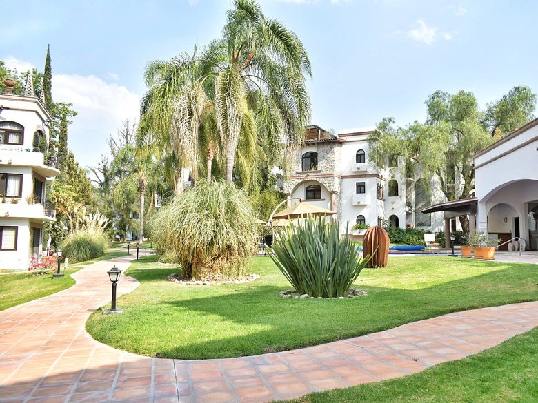 Casa Arroyo AVAILABLE from Jan 7 - March 7, 2027 — 18 photos