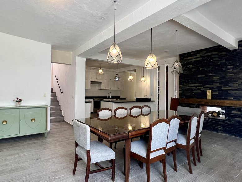 CASA ANIMAS RENTED - NOT AVAILABLE — 3 photos