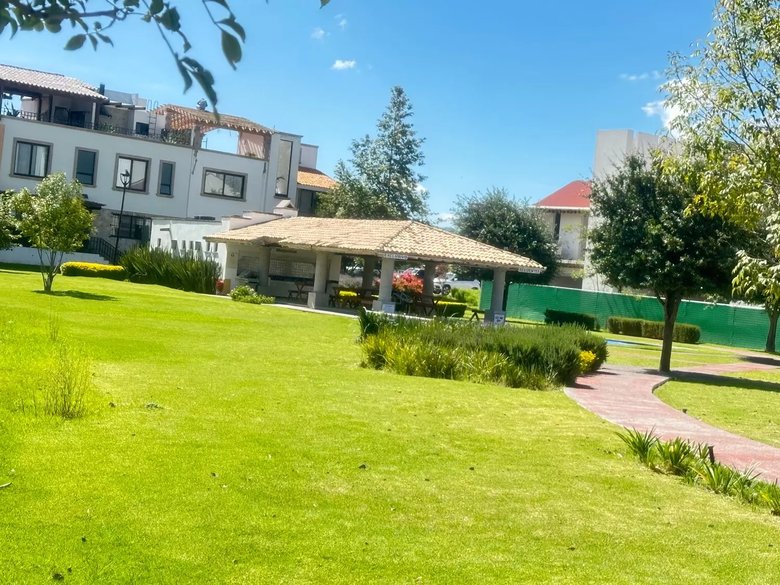 Terreno En Venta En Zirandaro Xampo De Golf — 12 photos