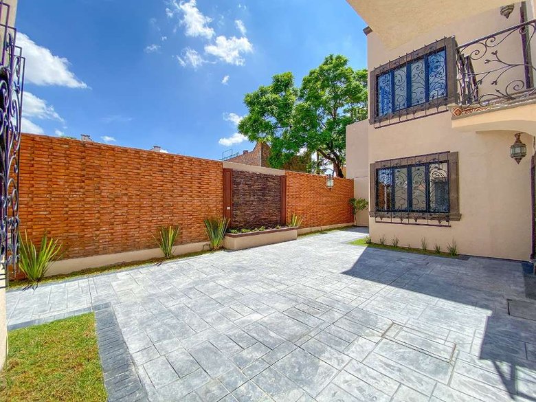 Cholula Condo A1 — 5 photos