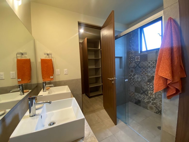 Modern Minimalist 2BR + Private Rooftop | Pool + Gym | Near Centro — 12 photos