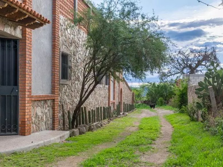 Casa Chula Vista — 30 photos