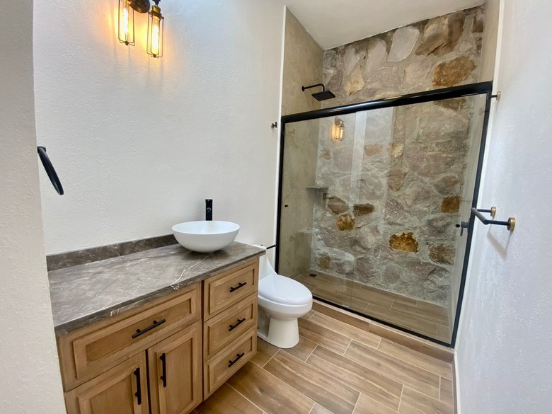 Brand New unfurnished home — 18 photos